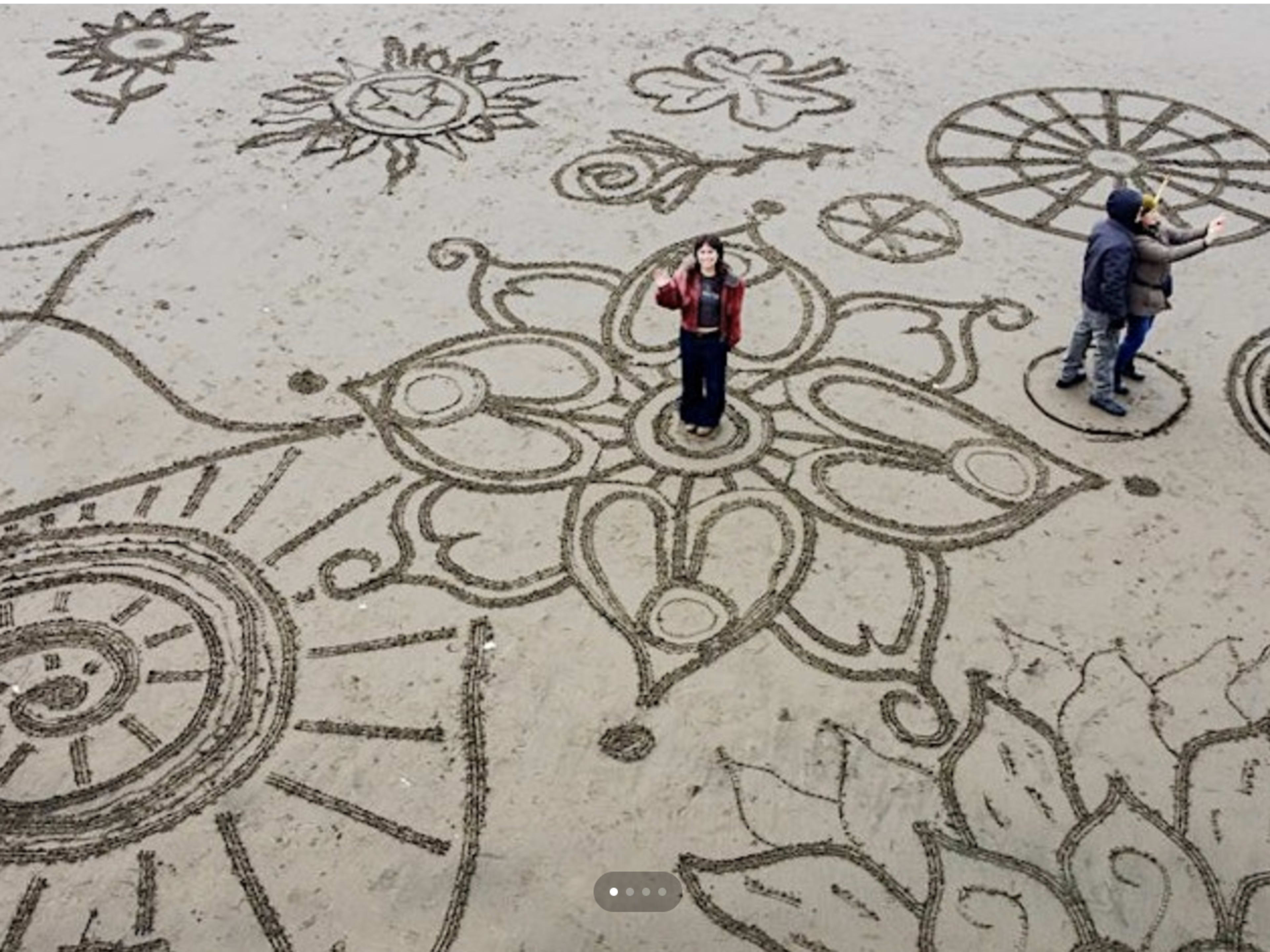 Free Art Making on the Beach 