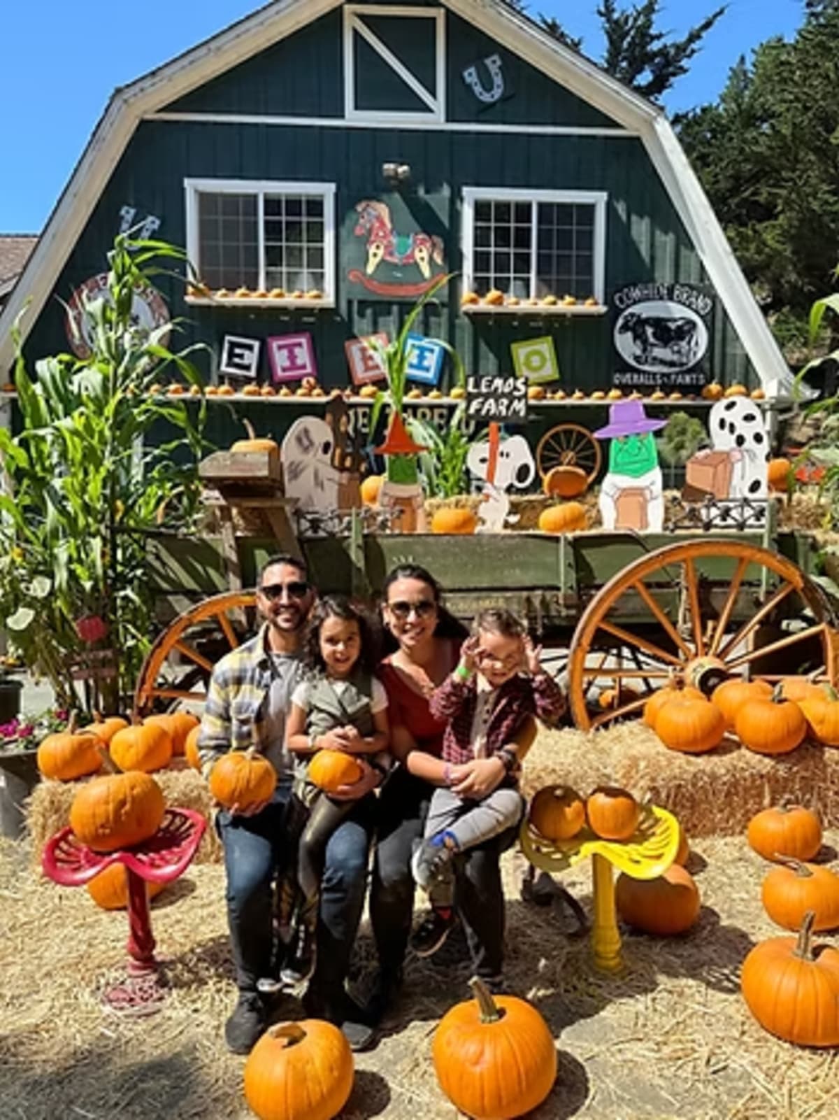 Family at Lemos farm