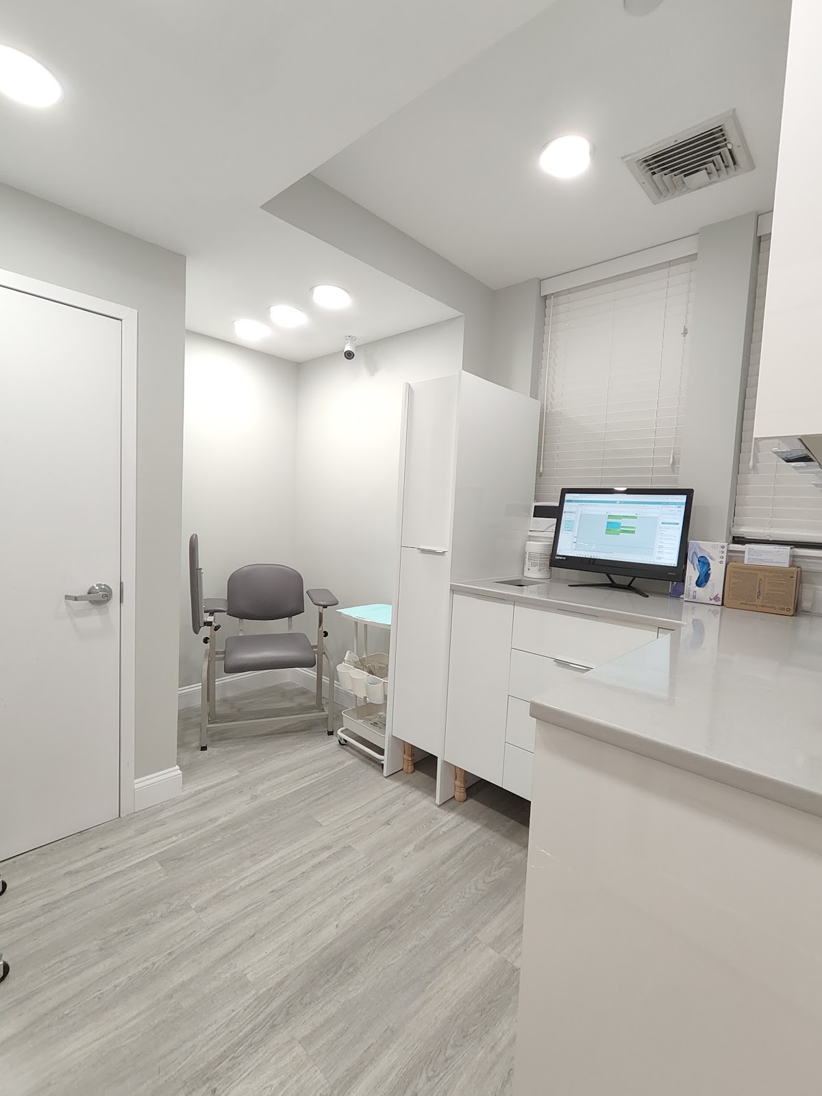 Main clinic image