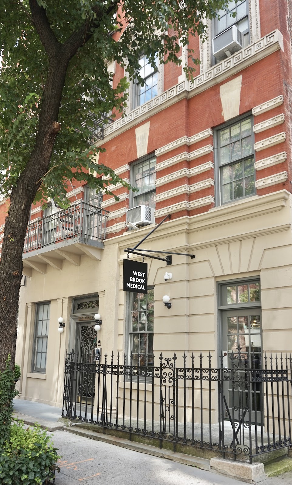 Main clinic image