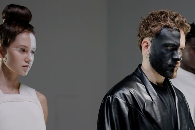 Aleksandr Makkuin: Podyumni teatrga aylantirgan daho