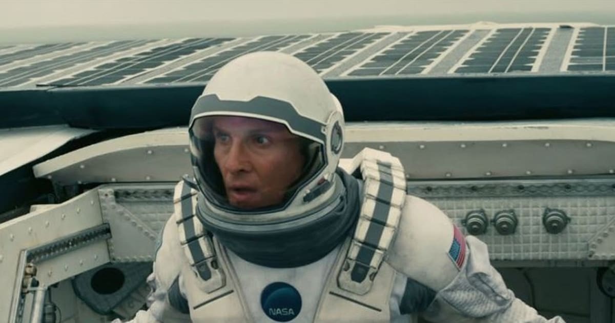 Interstellar sharhi: vaqt, muhabbat va insoniyatning so'nggi umidi