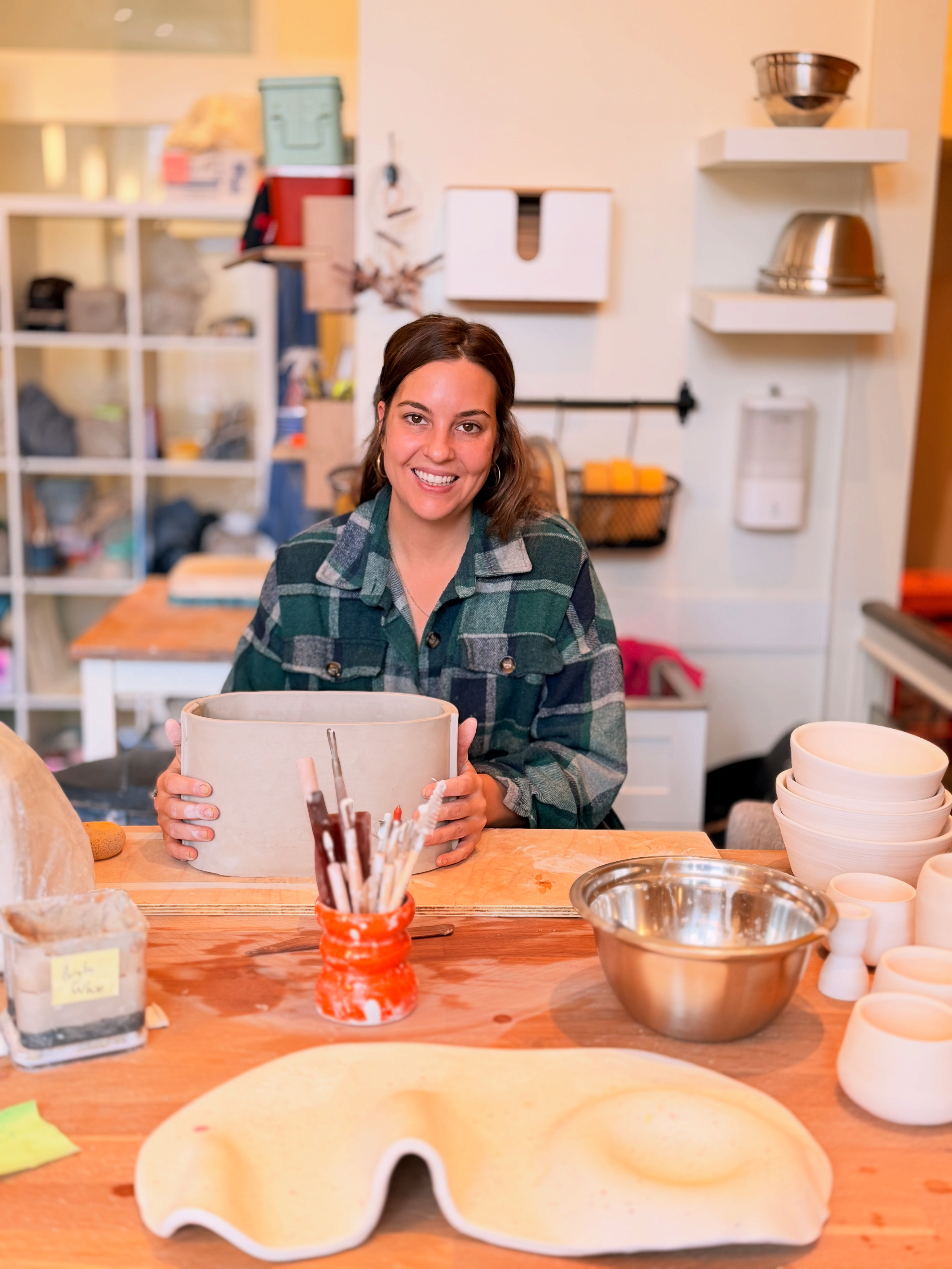 Pottery studio image