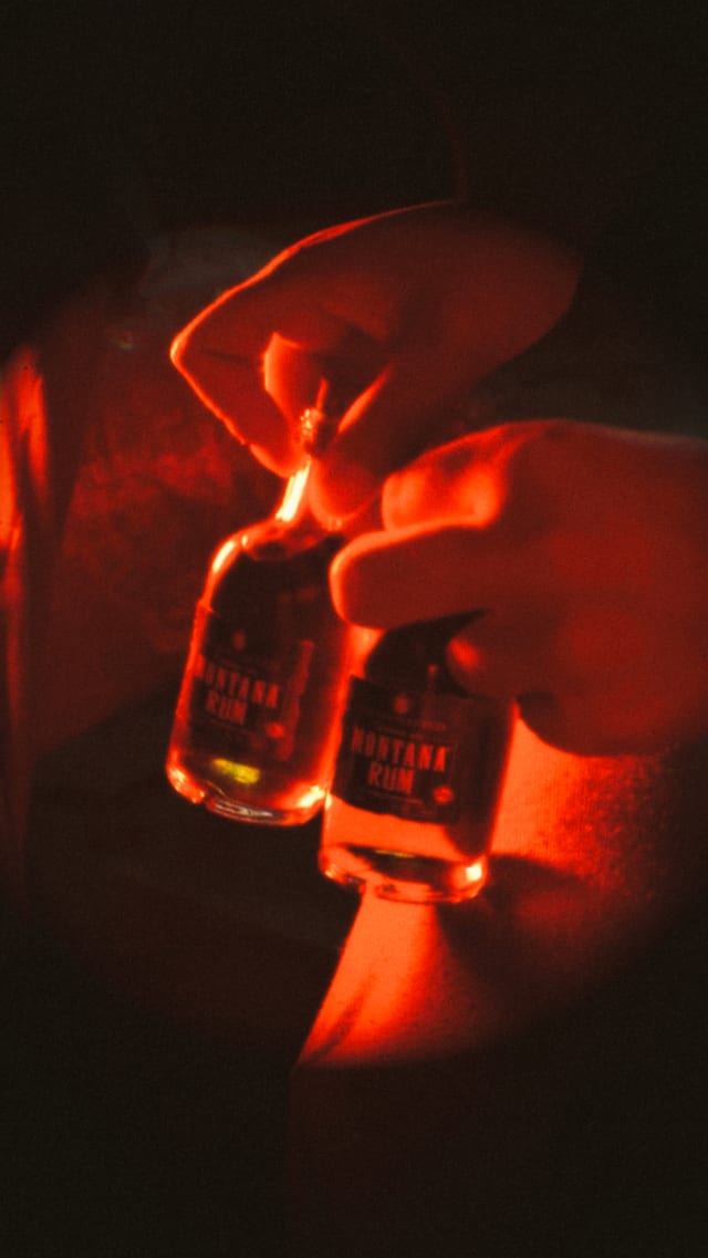 Montana Rum - Experiencia premium de ron caribeño