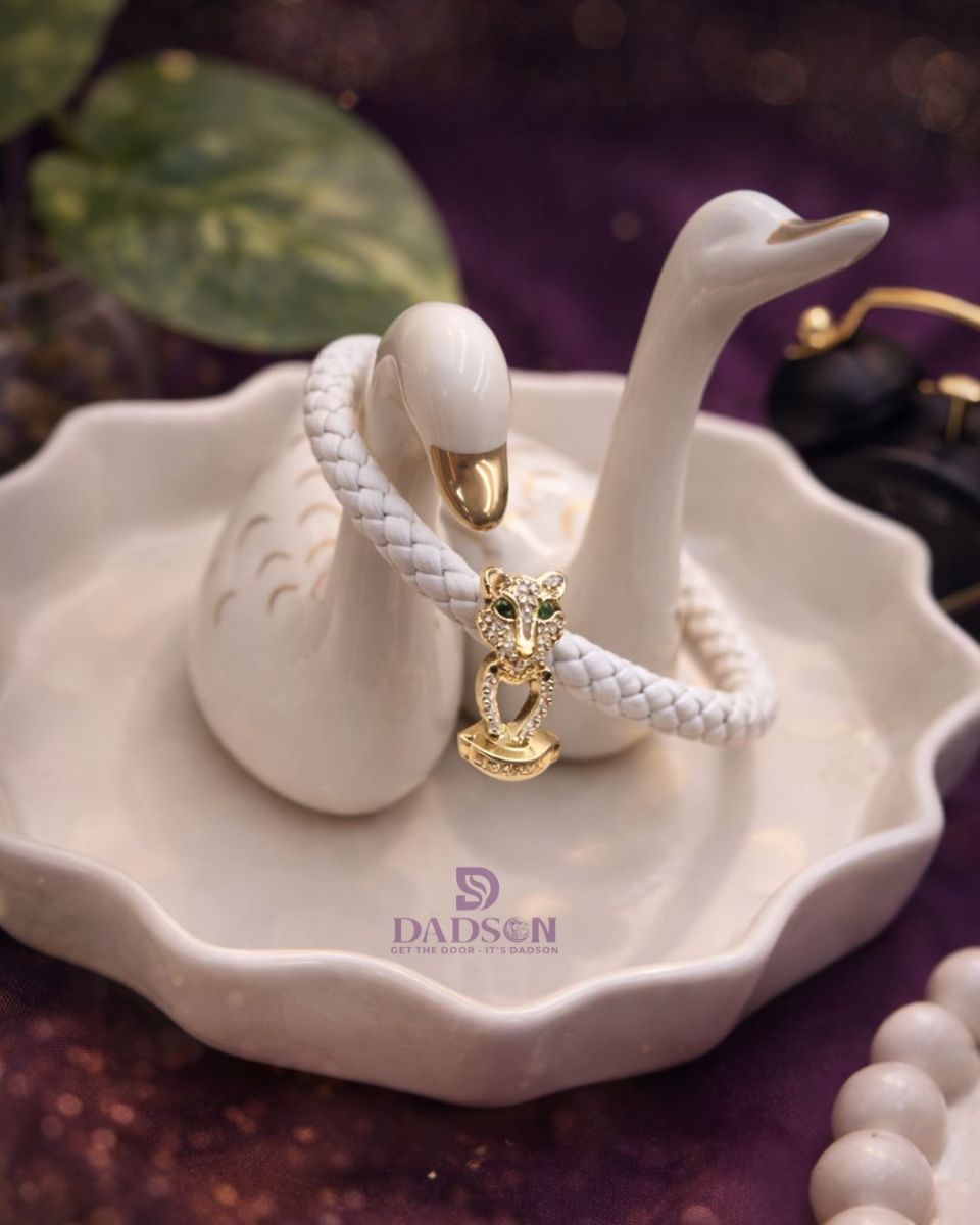 Cat Charm White Bracelet l Dadson Jewelry (KD-26)