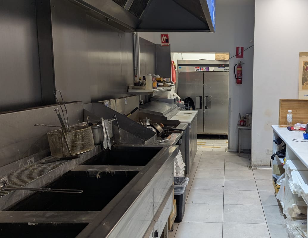 Established takeaway shop with loyal repeat customers