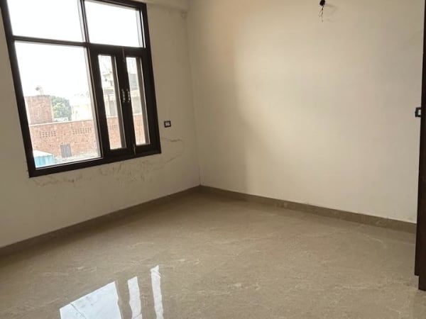3 Bhk, 2nd floor, Chhattarpur, Chandan Hola