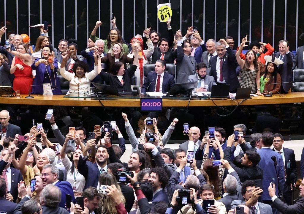 Fim da escala 6x1: ministro do Trabalho espera aprovação no Senado ainda no primeiro semestre