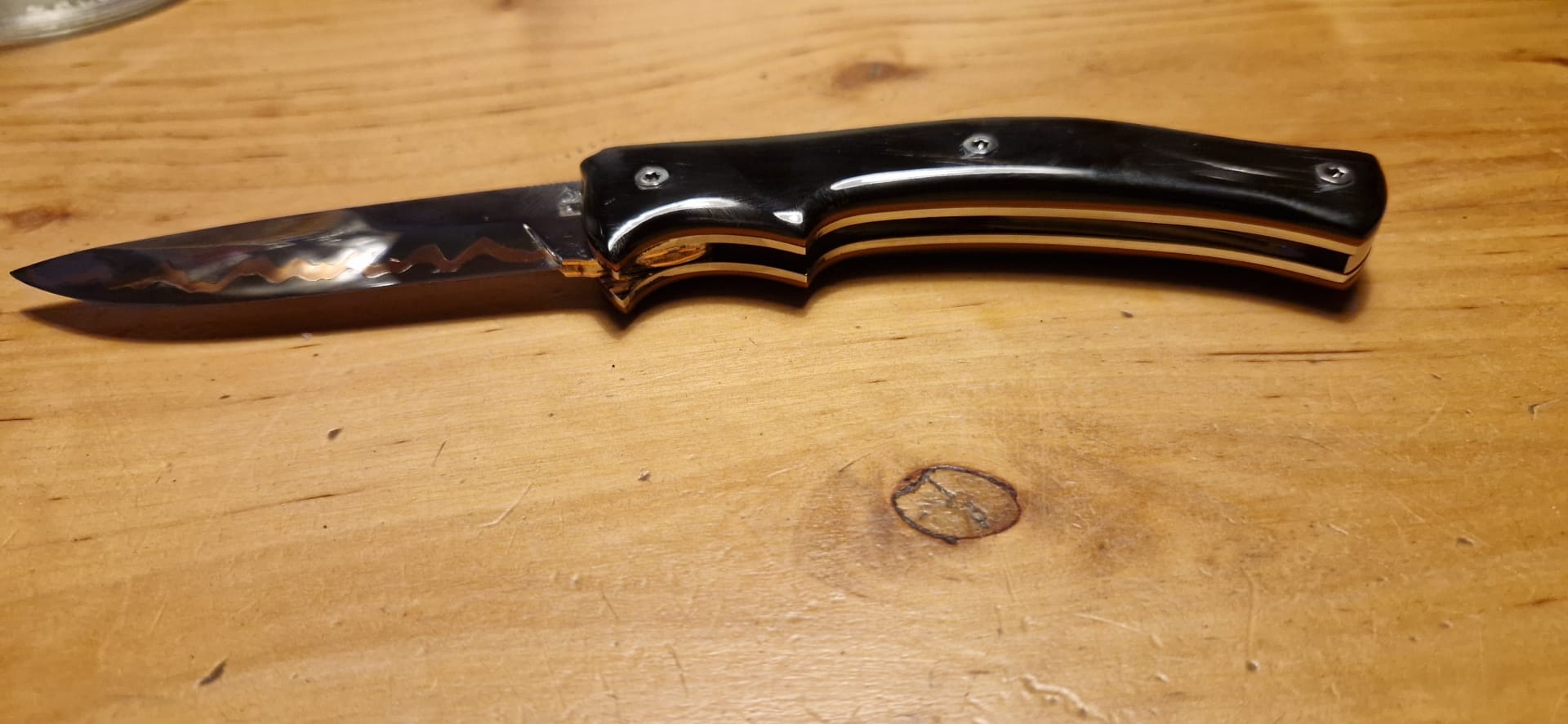 L'Allevard – couteau artisanal en 14C28N