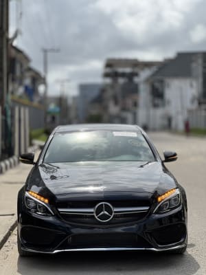 2015 MERCEDES-BENZ C-Class