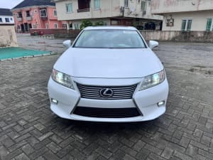 2015 LEXUS ES