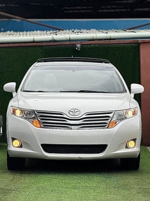 2010 TOYOTA VENZA