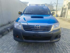 2014 TOYOTA Hilux