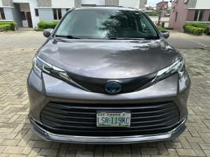 2022 TOYOTA Sienna