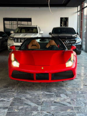 2019 FERRARI 488