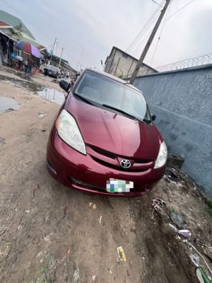 2006 TOYOTA Sienna