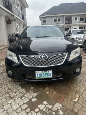2010 TOYOTA Camry