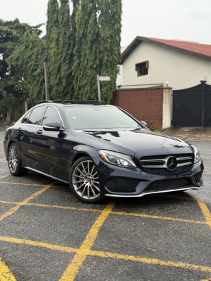 2015 MERCEDES-BENZ C-Class