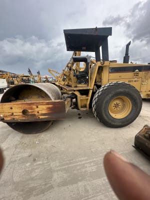 2001 Caterpillar Wheel Roller