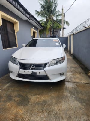2014 LEXUS ES
