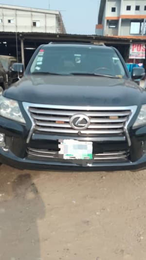 2014 LEXUS LX