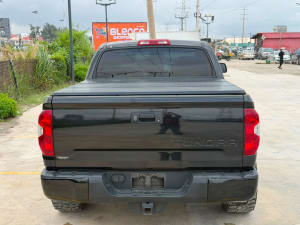 2014 TOYOTA Tundra