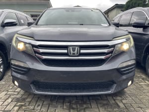 2018 HONDA Pilot
