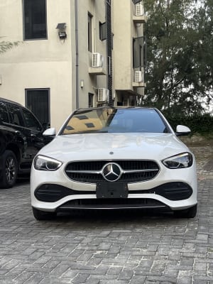 2024 MERCEDES-BENZ C-Class