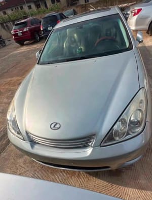 2004 LEXUS ES