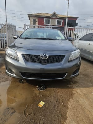 2010 TOYOTA Corolla