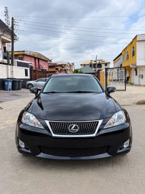 2010 LEXUS IS