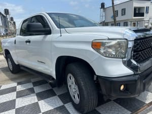2015 TOYOTA Tundra