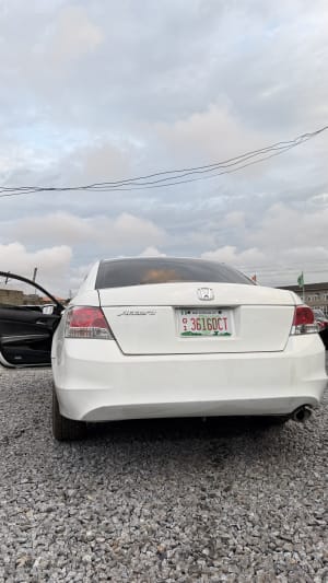 2010 HONDA Accord
