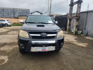 2008 TOYOTA Hilux