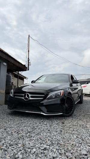 2016 MERCEDES-BENZ C-Class
