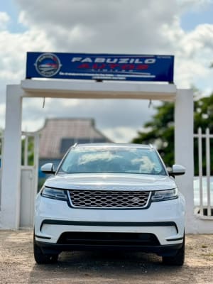 2019 L-R Range Rover Velar
