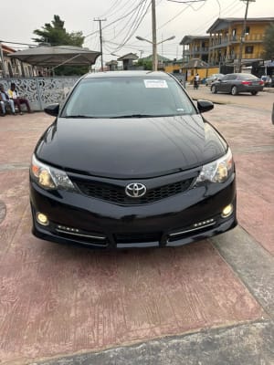 2013 TOYOTA Camry