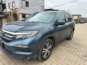 2016 HONDA Pilot