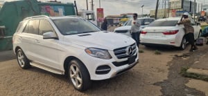 2017 MERCEDES-BENZ CLE