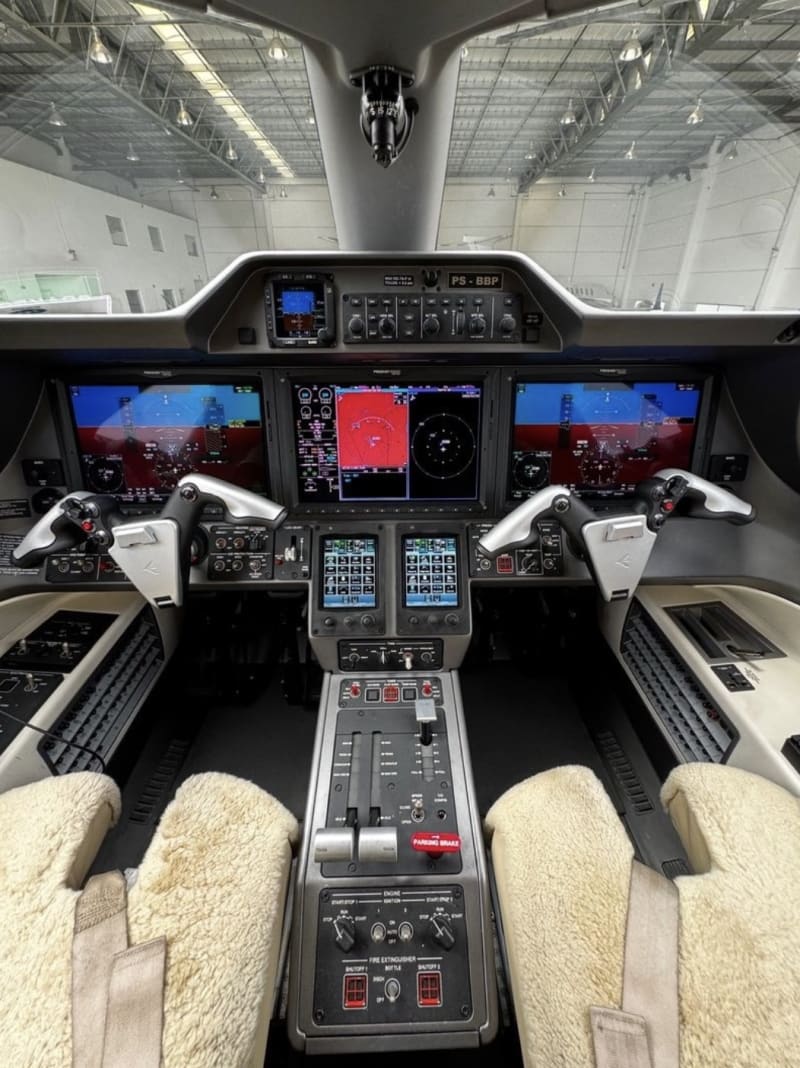 Embraer Embraer Phenom 300E Epe