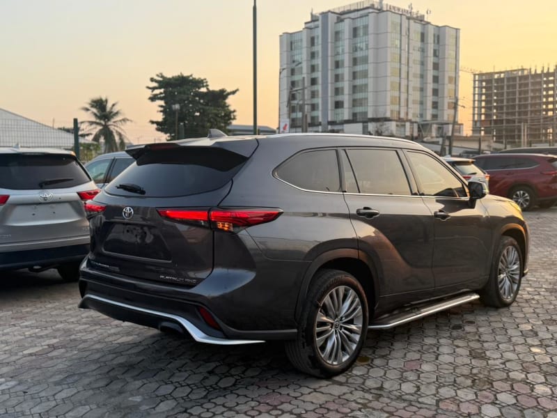 TOYOTA Toyota Highlander Platinum Eti Osa