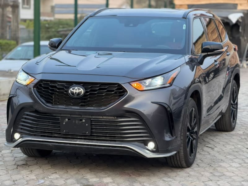 TOYOTA Toyota Highlander XSE Eti Osa