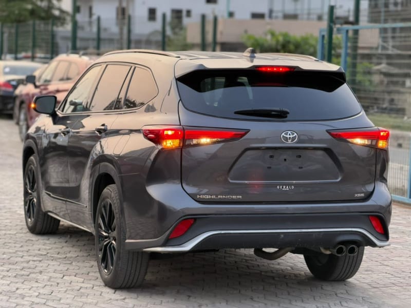 TOYOTA Toyota Highlander XSE Eti Osa