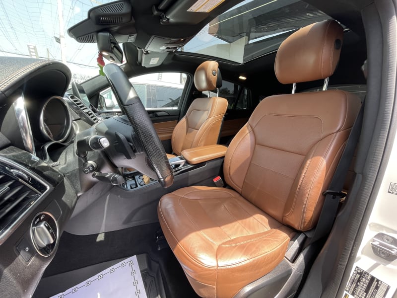 MERCEDES-BENZ MERCEDES-BENZ AMG GLE AMG GLE 43 Coupe 4MATIC 9G-Tronic Lagos Island