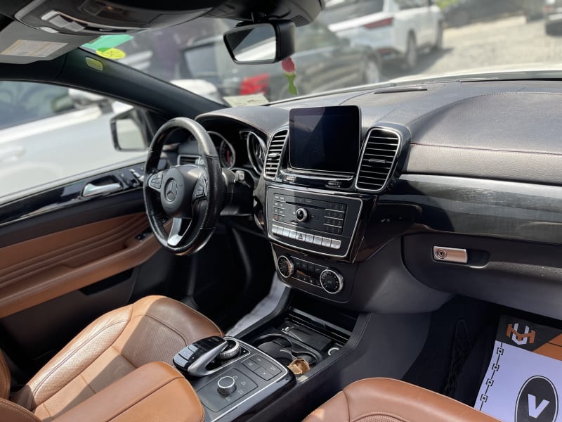 MERCEDES-BENZ MERCEDES-BENZ AMG GLE AMG GLE 43 Coupe 4MATIC 9G-Tronic Lagos Island