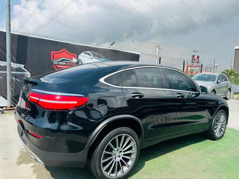 MERCEDES-BENZ MERCEDES-BENZ GLC GLC 300 Coupe 4MATIC 9G-Tronic Eti Osa