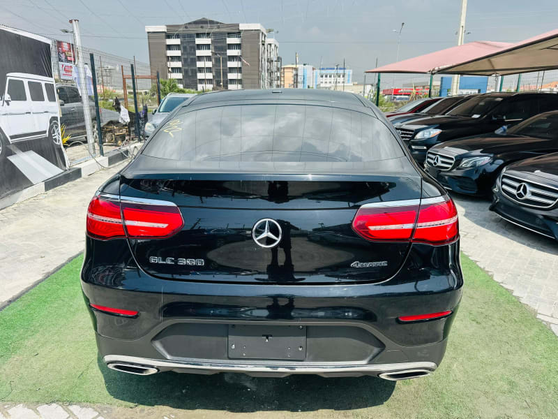 MERCEDES-BENZ MERCEDES-BENZ GLC GLC 300 Coupe 4MATIC 9G-Tronic Eti Osa