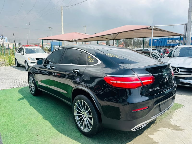 MERCEDES-BENZ MERCEDES-BENZ GLC GLC 300 Coupe 4MATIC 9G-Tronic Eti Osa
