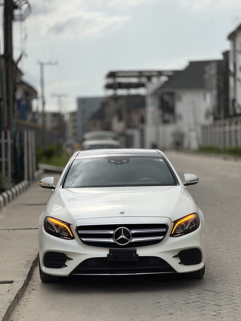 MERCEDES-BENZ E-Class E300 AMG Line Coupe MY21 9G-Tronic Eti Osa