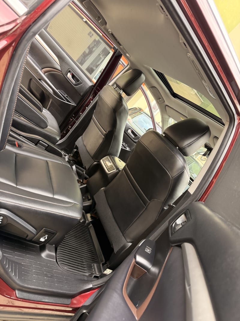 TOYOTA Highlander XLE Eti Osa